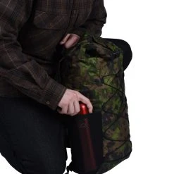 ORIGOPRO Cape Town Roll-top Reppu M05 Metsäkuvio -Fjällräven shop ORIGOPROCapeTownRoll topReppuM05Metsakuvio ORIG ROLLTOPMETSA 89237e3ed76650b465ebf3e783f2e802 5