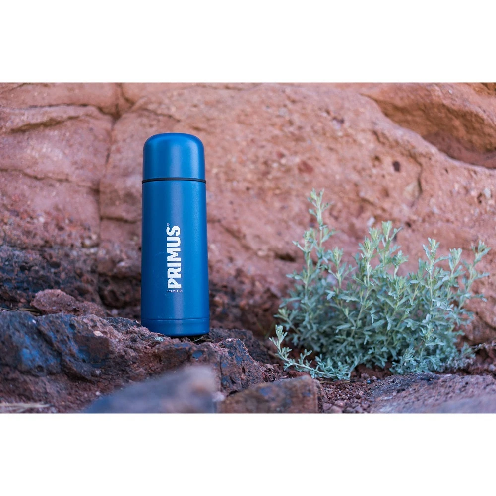 Primus Vacuum Bottle 0.75L Deep Blue 4 Primus Vacuum Bottle 0.75L Deep Blue - Image 2